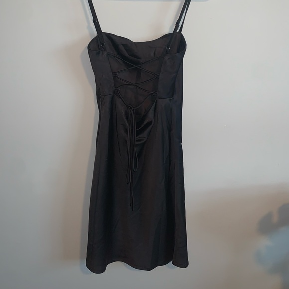 Princess Polly Dress - Picture 2 of 6